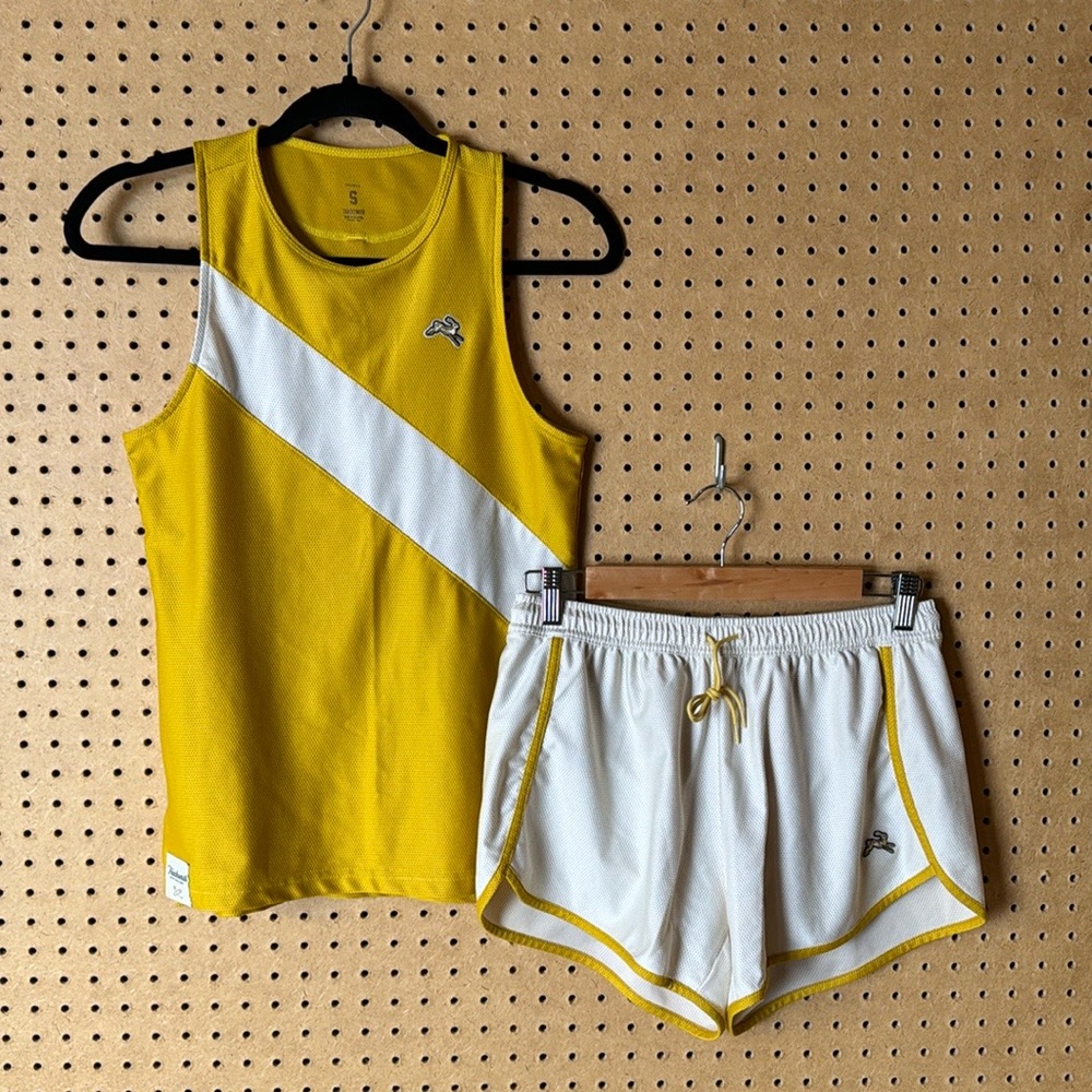 Tracksmith X J.Crew Yellow White Van Cortlandt mesh running short, sz M